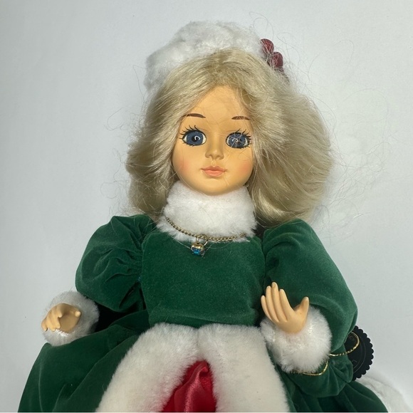 Vintage Brinn's 1988 Porcelain Doll December Red Green Lady 1980s Christmas - Picture 2 of 16